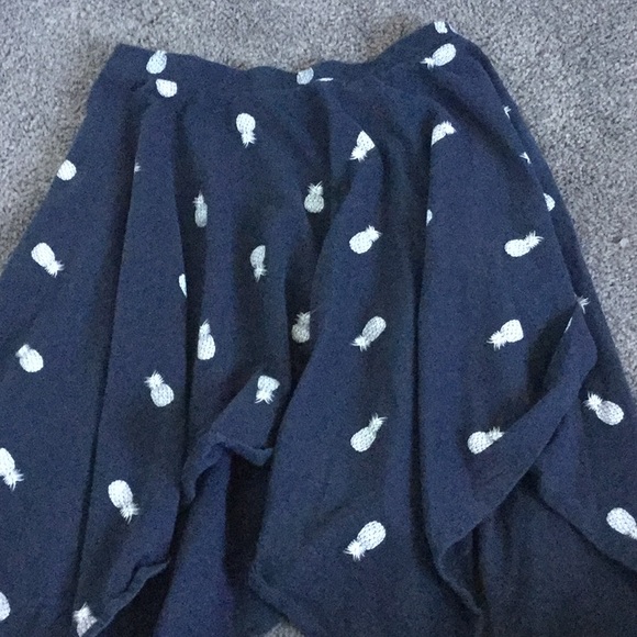 Skirt - Picture 1 of 3